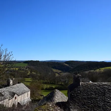 Du Dolmen De L'hom * Le Massegros